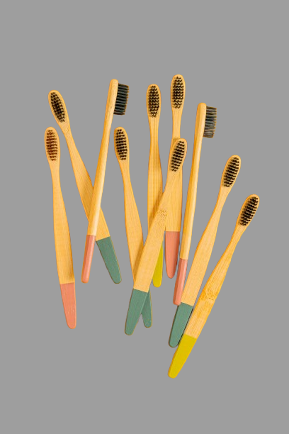 Bamboo toothbrush benefits: eco-friendly toothbrushes promoting sustainability and reducing plastic waste.